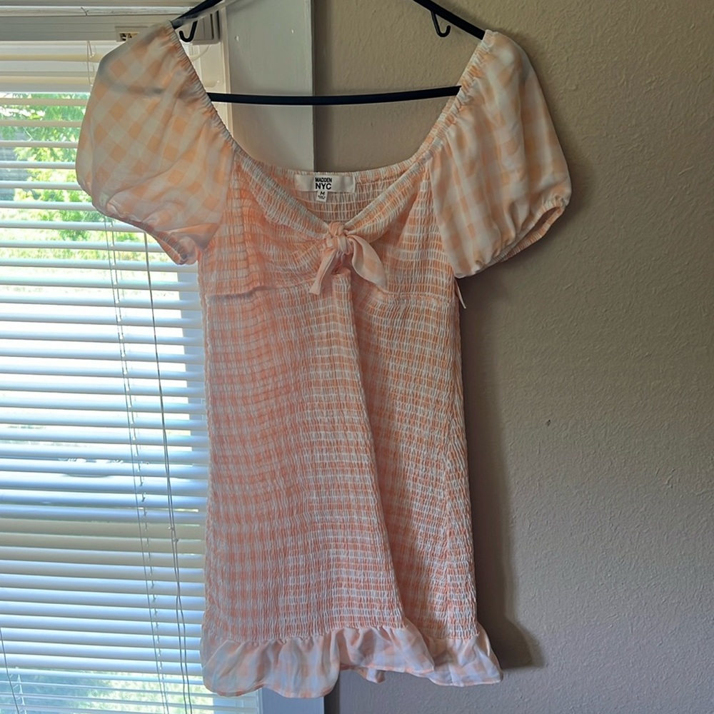 Women’s dress